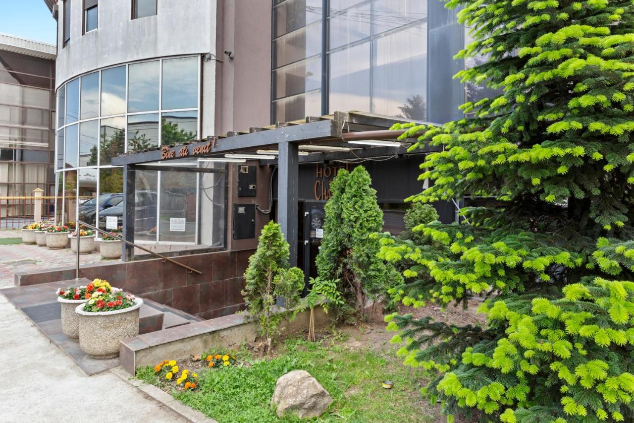 Hotel Charter Otopeni Ngoại thất bức ảnh
